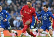 توج فريق ليفربول اليوم بكأس رابطة المحترفين الانكليزية لكرة القدم في المباراة التي جمعته مع تشيلسي على أرضية ملعب ويمبلي في لندن.