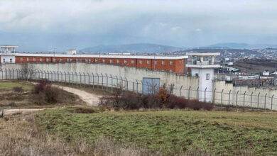 الدنمارك تستأجر 300 زنزانة في كوسوفو لإيداع المجرمين الأجانب فيها في اتفاقية تم توقيعها يوم أمس وذلك لاكتظاظ السجون الدنماركية بالمجرمين.