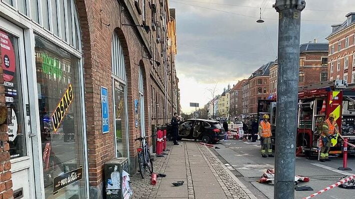 شهد يوم أمس الجمعة ثلاثة حوادث مرورية، وهرب المتورطون في حادثين من الثلاثة. وقد أصيب أحد المشاة في الحادث الأول بإصابات خطيرة ويستمر البحث