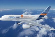 ستنتج روسيا طائراتها الخاصة لتتخلى عن Boeing وAirbus بعد قرار الغرب بإيقاف تصدير قطع غيار الطائرات إليها إثر العقوبات الأخيرة.