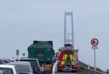 قام حادث إنقاذ على جسر Storebæltsbroen بعرقلة حركة السير صباحاً. حيث كانت هناك كيلومترات من طوابير الانتظار.