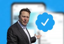 قام إيلون ماسك المالك الجديد لتويتر بفتح خدمة جديدة على هذا التطبيق، حيث يمكنك الآن شراء العلامة الزرقاء لتوثيق حسابك بتكلفة 8 دولار شهرياً