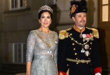 نستعرض لك الإطلالات الساحرة للأميرة ماري في كل عام من الأعوام الماضية وذلك في احتفالات رأس السنة. علماً أنها قد اعتذرت عن حضور