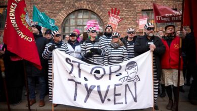 من المتوقع تواجد الآلاف في مظاهرة كبيرة في كوبنهاجن ضد إلغاء العطلة الرسمية ليوم الصلاة الكبيرة التي سيتم البدء في العمل بها من 2024.