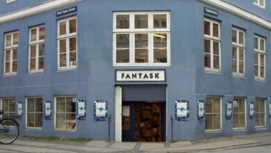 إن متجر الخيال العلمي والقصص الغريبة ذا الواجهة الزرقاء Fantask مهدد بالإغلاق الآن نتيجة ما يعانيه من أزمة مالية مستمرة منذ ثلاث سنوات.